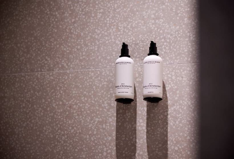 Номер бизнес-класса, Heavens