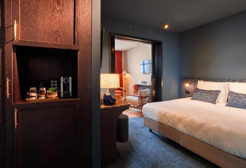 Family Suite, Heavens