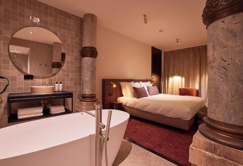 Люкс 2 Спальни, Heavens