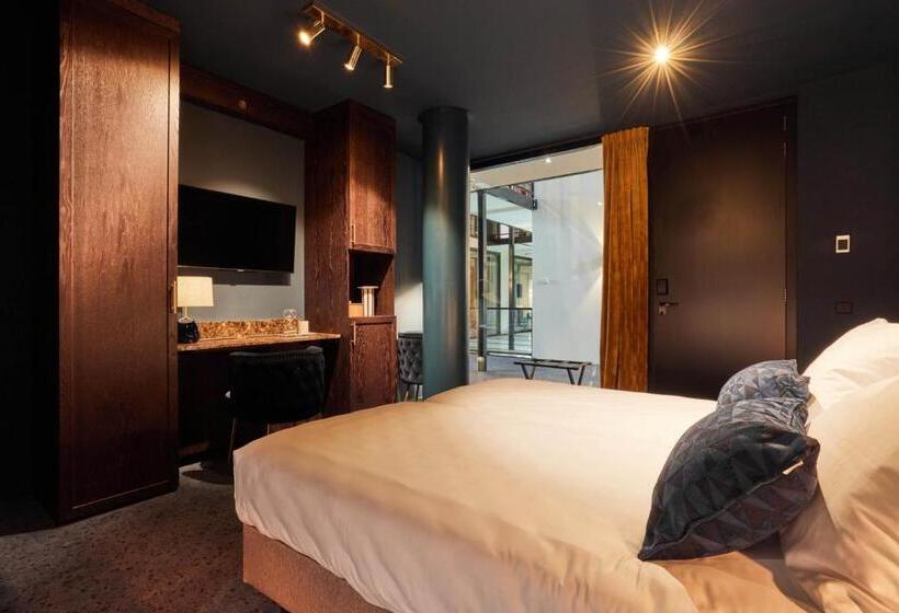 Люкс 2 Спальни, Heavens