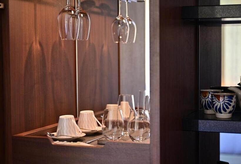 סוויטה מלכותית, Ryukyu Hotel & Resort Nashiro Beach