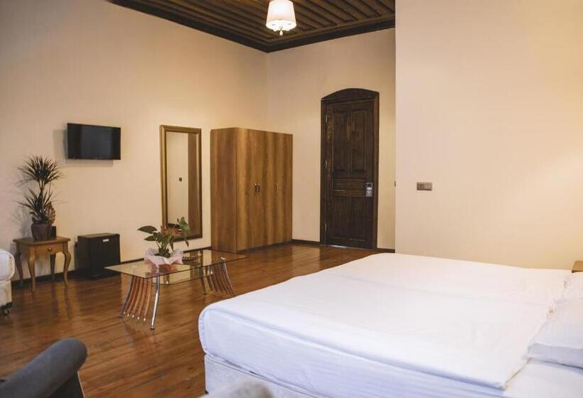 Полулюкс, Thrace Konak Hotel & Spa