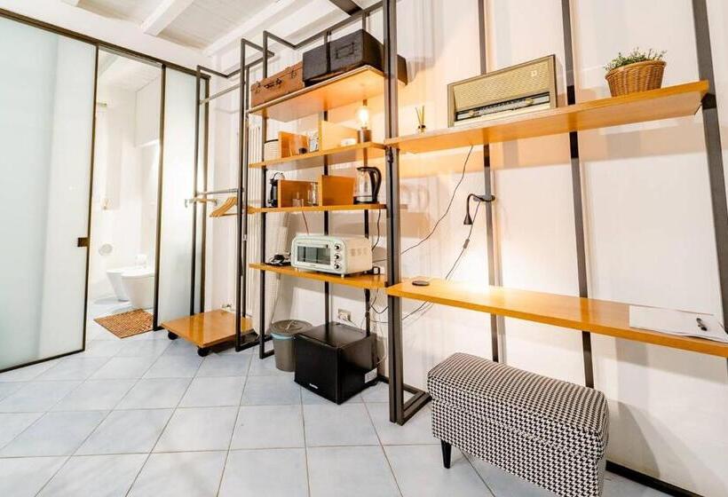 اتاق استاندارد, Arienti 15