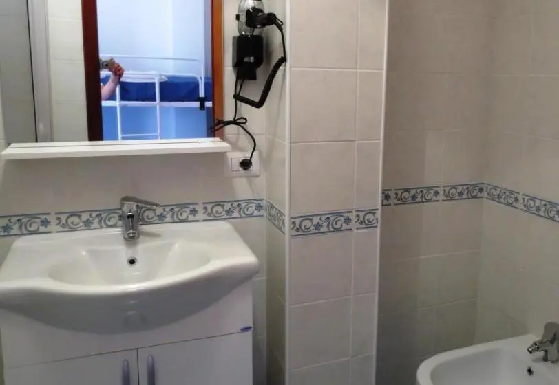 سوئیت با بالکن, Testa Di Monaco   Basic Beach Accommodations