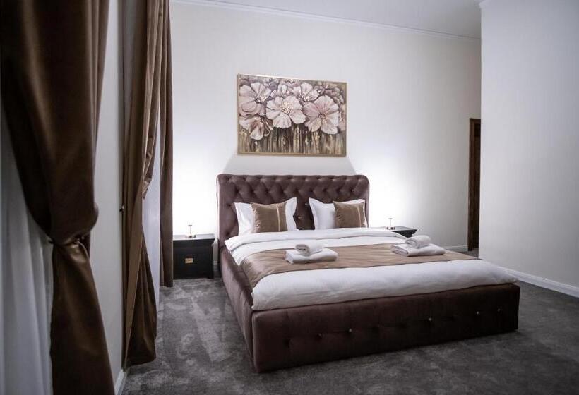 Номер Deluxe, The Nest Baia Mare