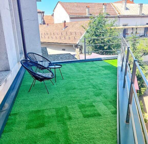 バルコニー付きデラックスルーム, The Nest Baia Mare