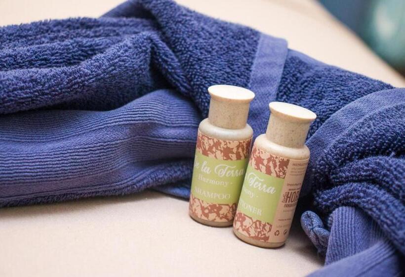 디럭스 룸, Aqua Lounge