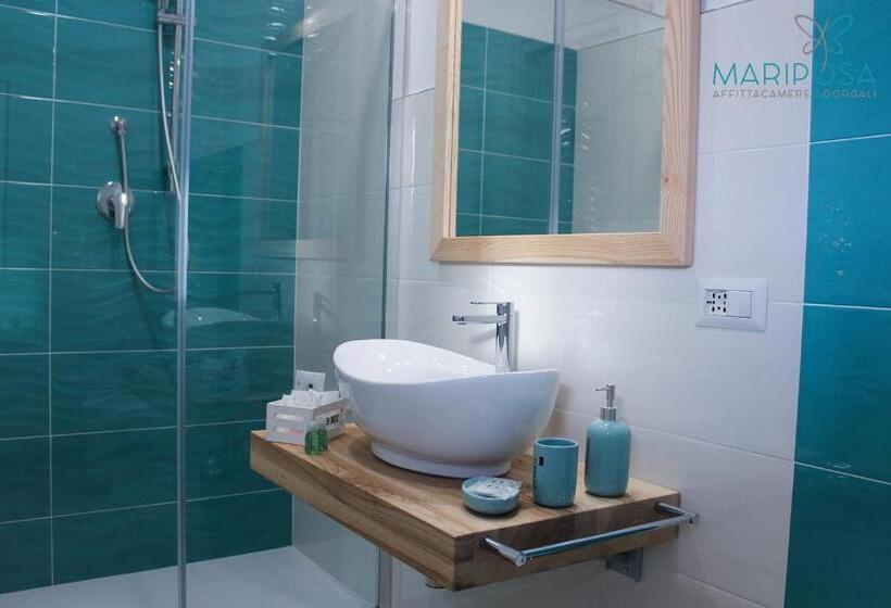 غرفة قياسية مزوَّدة بشُرفة, Affittacamere Mariposa