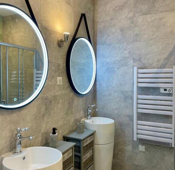 סוויטת ג'וניור משפחתית, Bastide Beaudinard