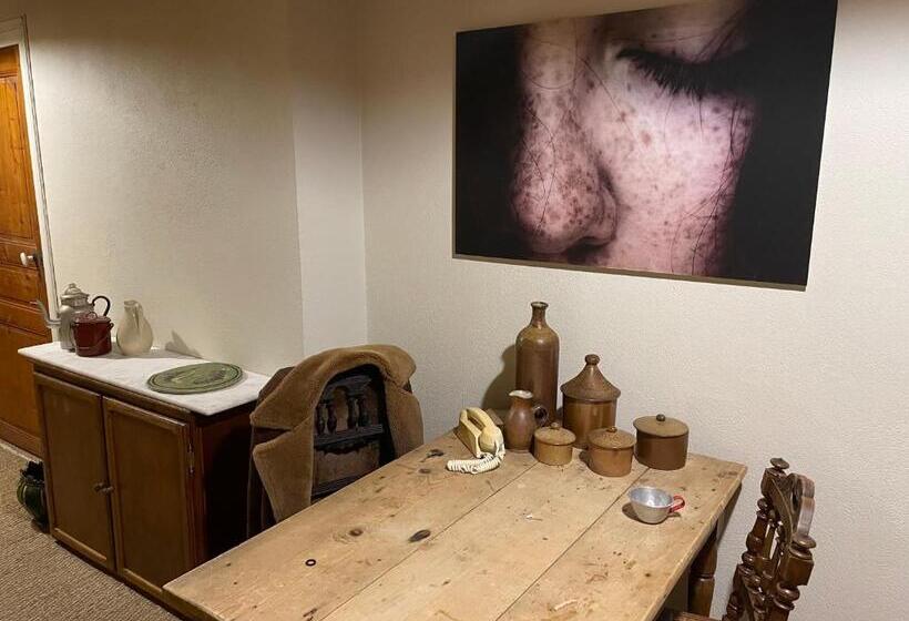 家庭间, Le Chalet De Plainpalais