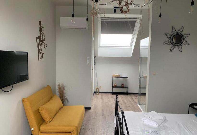 스탠다드 트리플 룸, Sensup à 5min De Pairi Daiza