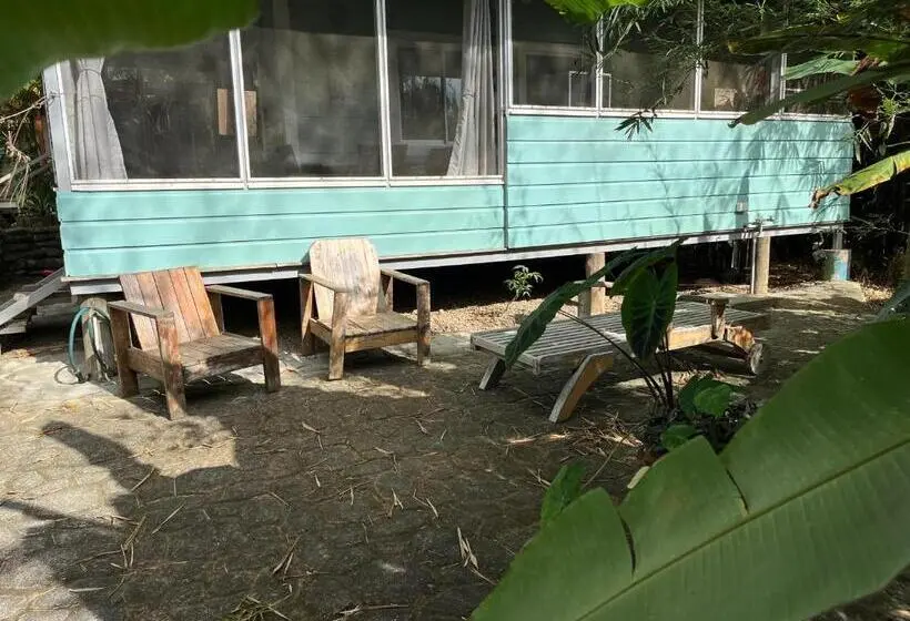 ガーデンビューのスタンダードバンガロー, Bamboo River House And