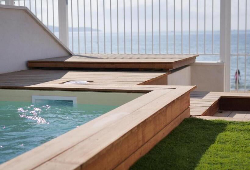 Номер Deluxe Вид на Море, Belle Vue