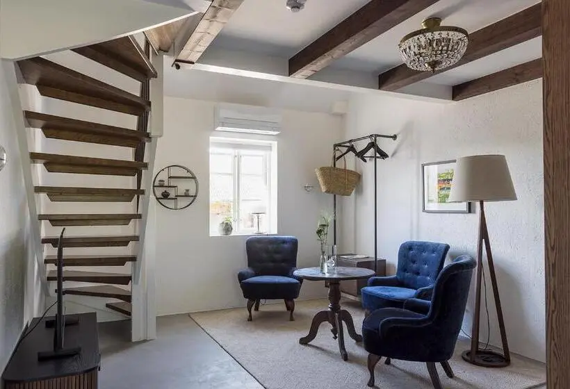 آپارتمان 1 خوابه, Ekenäs Gård På österlen