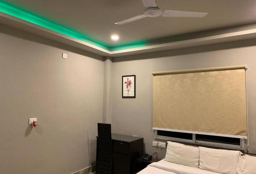 Quarto Triplo Deluxe, Gd Hotel Njp