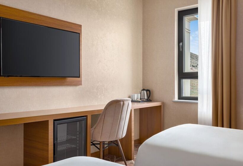 חדר סטנדרט, Ramada By Wyndham Elbistan