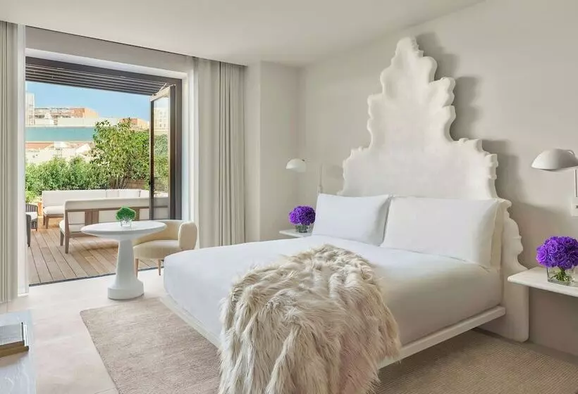 Superior Room with Balcony