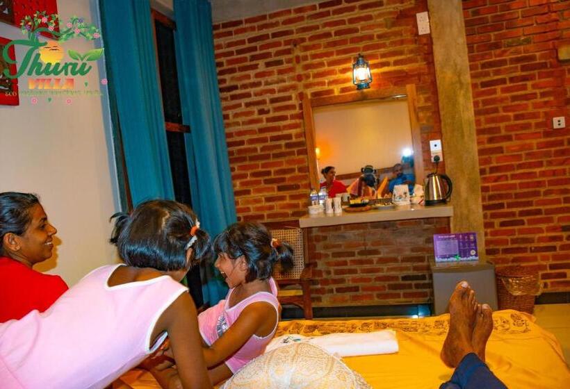 豪华家庭房间, Thuru Villa