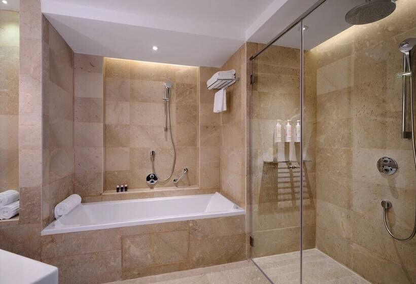 اتاق لوکس, Tunis Marriott