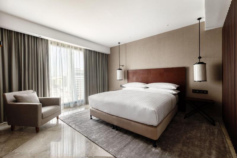 سوئیت با تخت بزرگ, Tunis Marriott