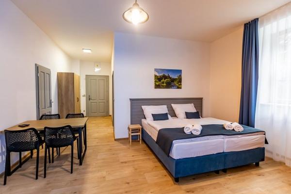 سوییت خانوادگی, Benátky 214