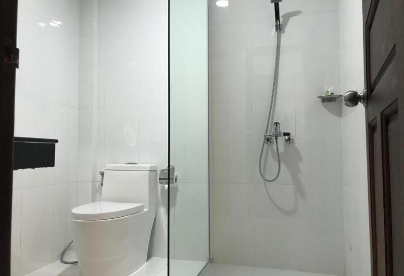 اتاق سوپریور با تخت بزرگ, Apple Hotel Two   Near Phnom Penh Airport