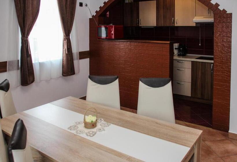 آپارتمان 2 خوابه, Apartamente Gergely Apartmanok