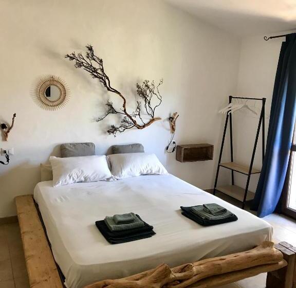 اتاق استاندارد, I Ginepri