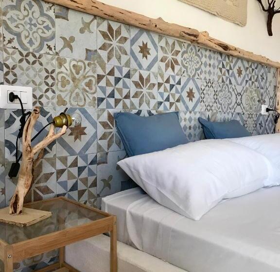 اتاق استاندارد با بالکن, I Ginepri