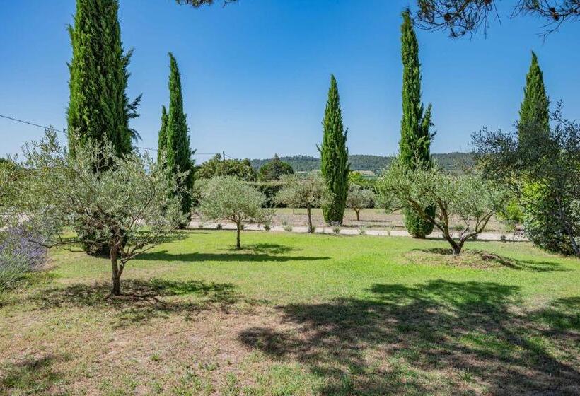 شقة غرفة واحدة, Les Chambres Du Perussier