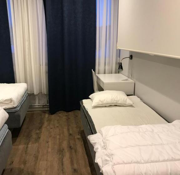 חדר משפחתי, åsens Vandrarhem Uvboet