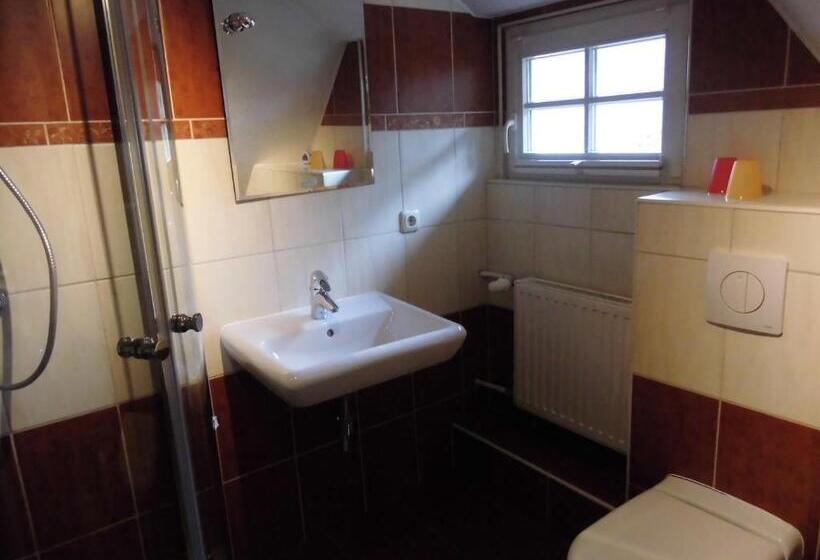 Номер Стандарт с Балконом, Eiscafe&pension Schumann