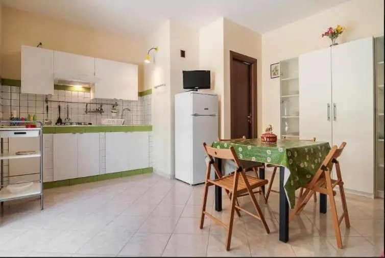 Talo 2 Makuuhuonetta, Agriturismo Zefiro
