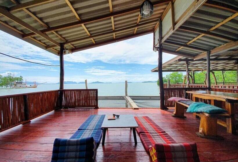 غرفة قياسية مطلّة علي البحر, Lanta Sabai Day House