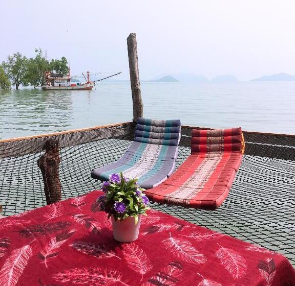 Quarto Estandar Vista Mar, Lanta Sabai Day House
