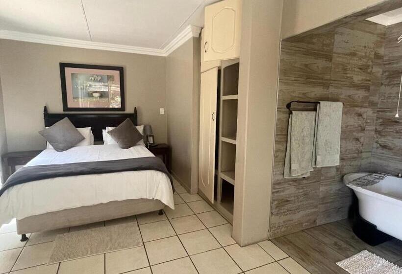 اتاق لوکس, Toro Guest House