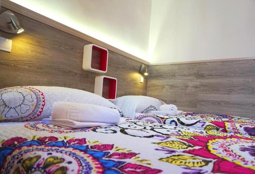 اتاق استاندارد با سرویس بهداشتی مشترک, Muchomadrid