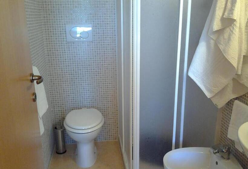 חדר סטנדרט לארבעה, B&b Terra Serena