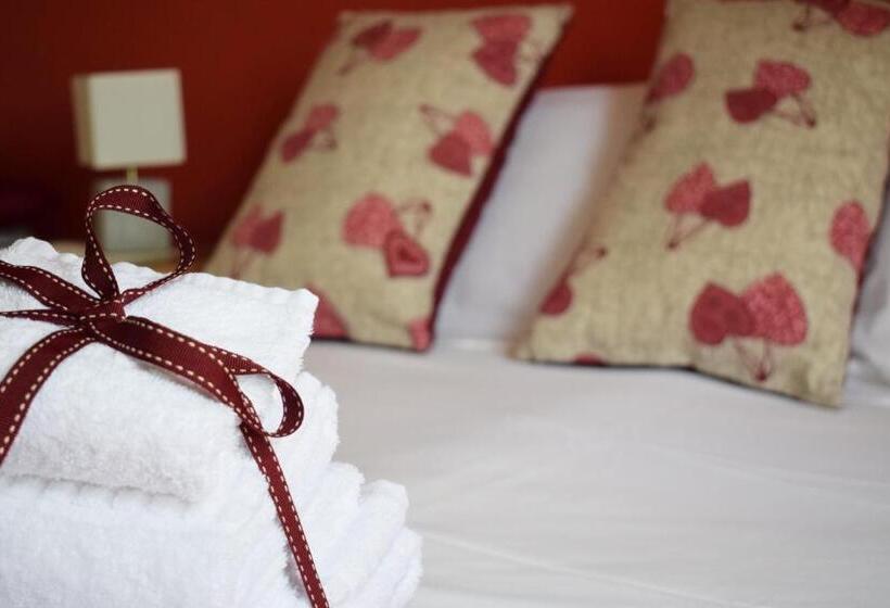 חדר סטנדרט לשלושה, Actinia Accommodation