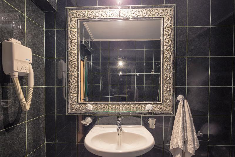 Номер Стандарт, Casa Raffaele Conforti