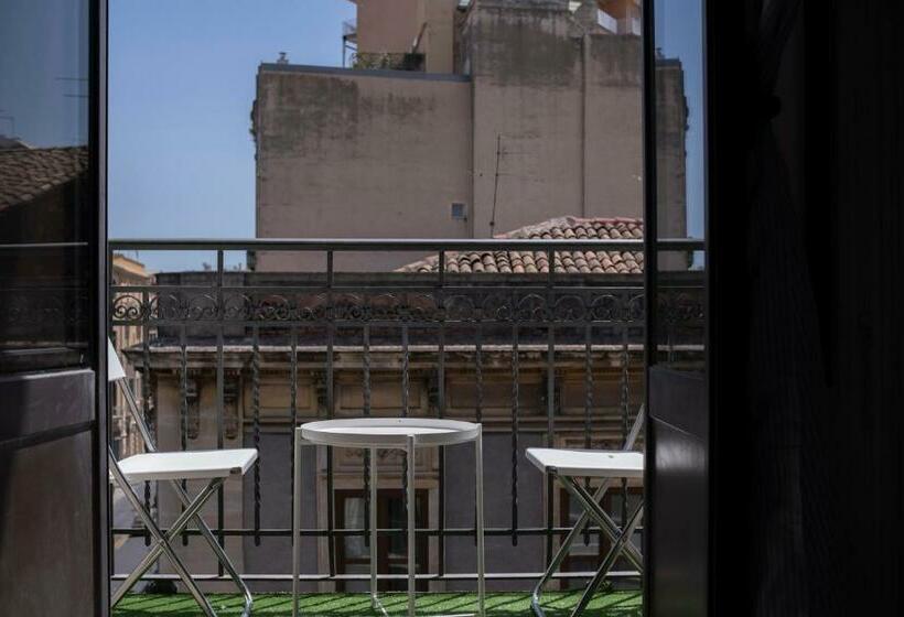 غرفة قياسية, Rooms 20 Settembre