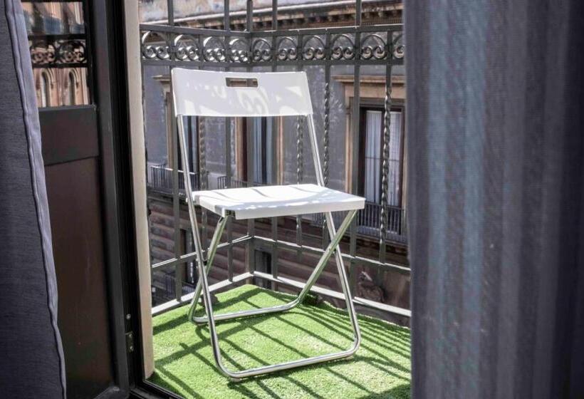 غرفة قياسية, Rooms 20 Settembre