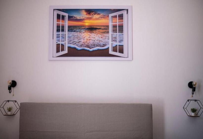 غرفة قياسية رباعية, Rooms 20 Settembre