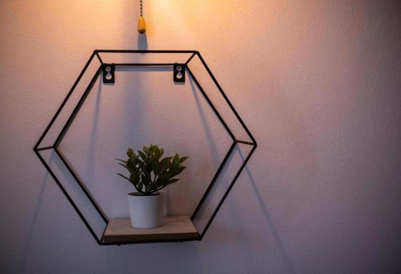 غرفة قياسية رباعية, Rooms 20 Settembre