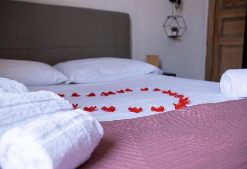 غرفة قياسية رباعية, Rooms 20 Settembre