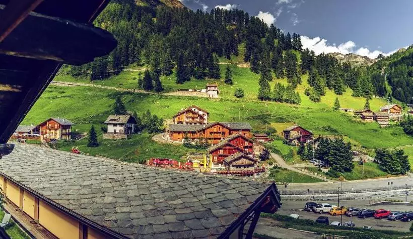 سوییت, Chalet Du Lys Hotel & Spa