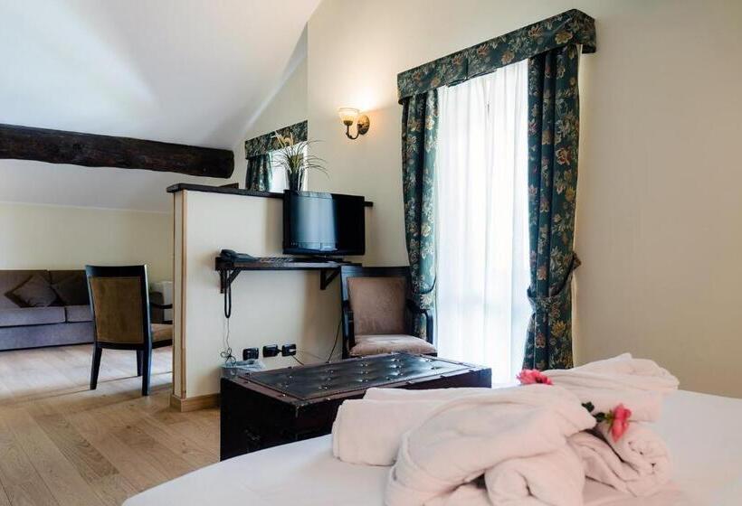 Люкс, Chalet Du Lys Hotel & Spa