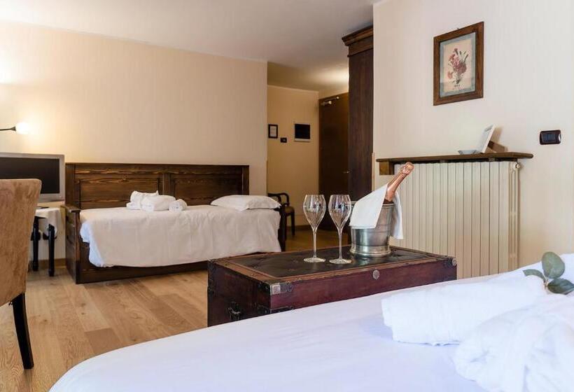 Трехместный Номер Премиум, Chalet Du Lys Hotel & Spa