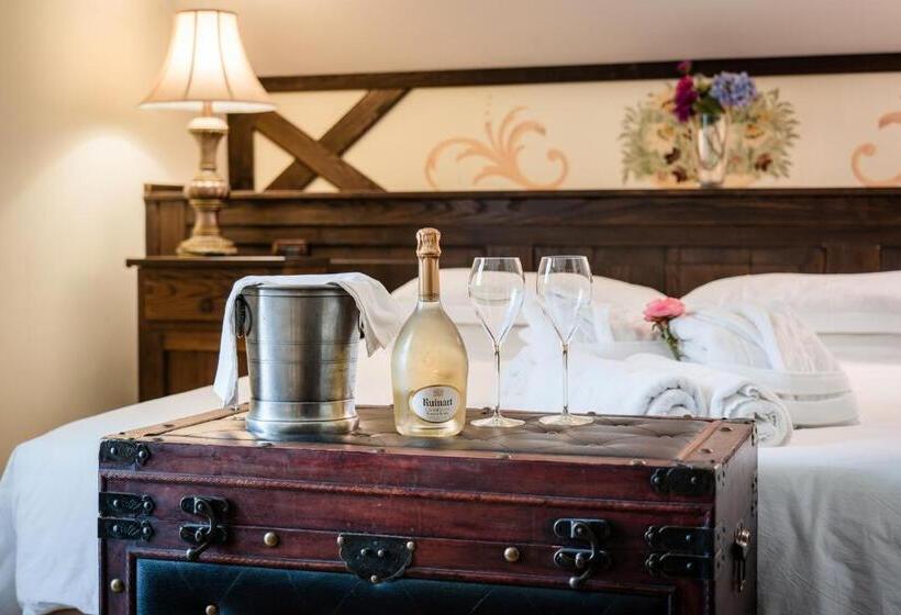 Люкс, Chalet Du Lys Hotel & Spa