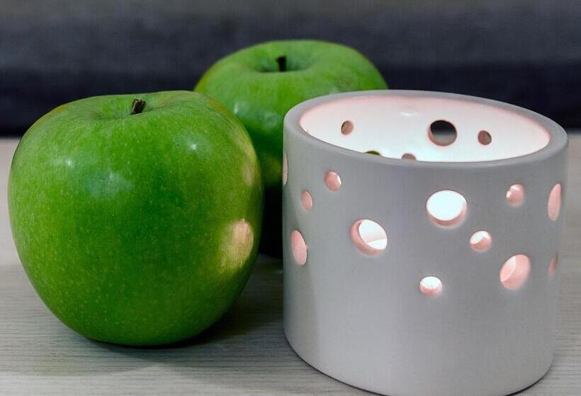 شقة غرفة واحدة, Diamond Apartments & Suites